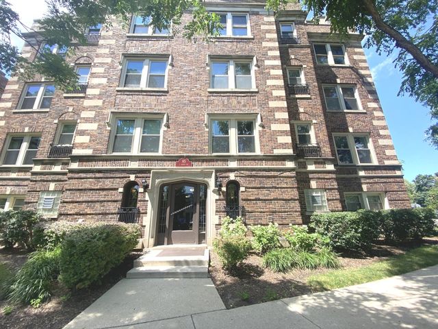 $189,500 | 85 East Harris Avenue, Unit GH | La Grange