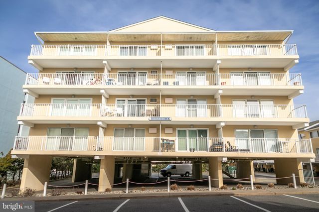 $324,900 | 6 42nd Street, Unit 203 | Ocean City