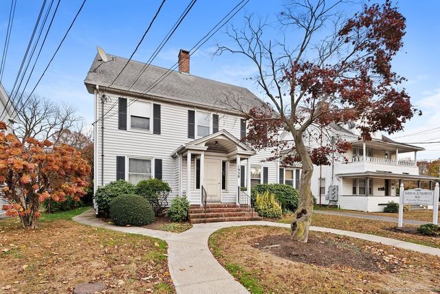 $398,000 | 1950 Main Street | Stratford Center Historic District