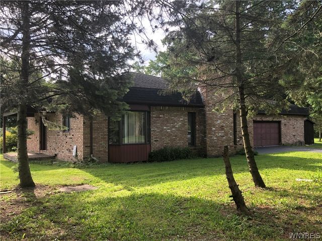 $2,500 | 5132 East East River Road | Grand Island