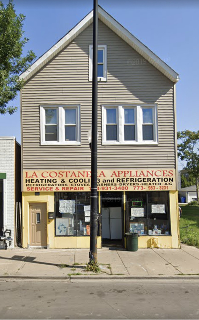 a view of a building entrance