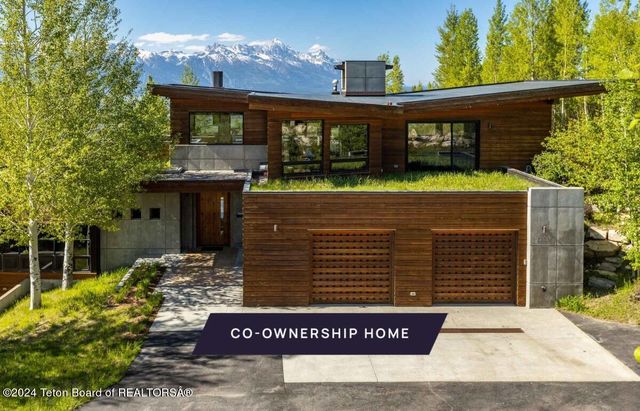 $1,680,000 | 2330 North Harvest Dance Road, Unit 39 | Jackson Hole