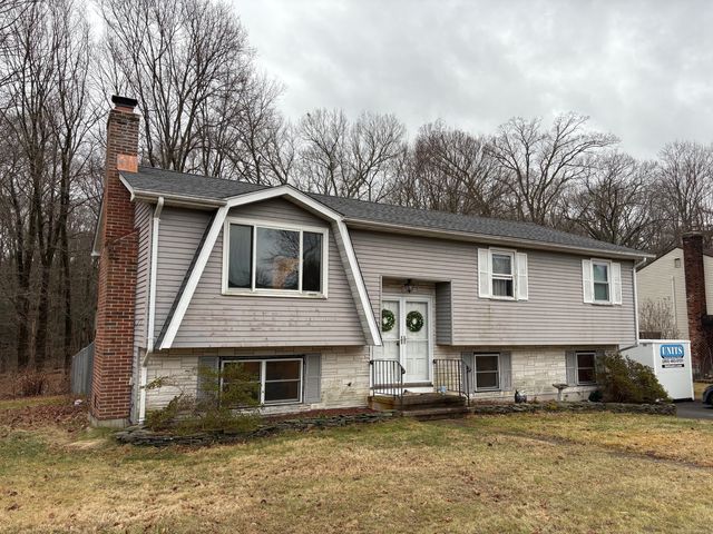 $329,900 | 5 Winding Brook Road | Bristol