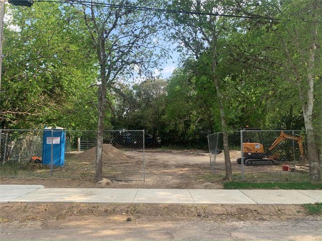 $125,000 | 310 South Plant Avenue | Downtown Boerne