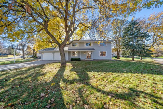 $445,000 | 1832 Richal Drive | Woodbury