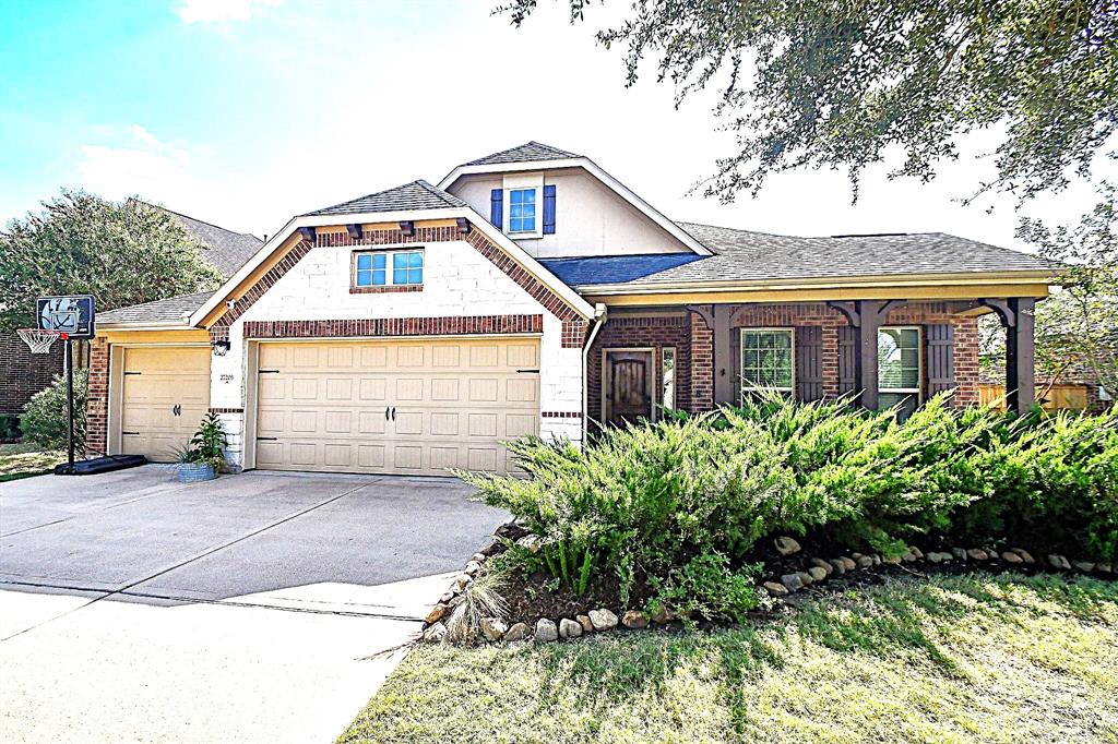 Wow! 1 story 3 car garage with private study and bonus game room in Cross Creek Ranch zoned to Katy ISD!!