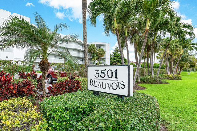 $497,500 | 3501 South Ocean Boulevard, Unit 204 | South Palm Beach