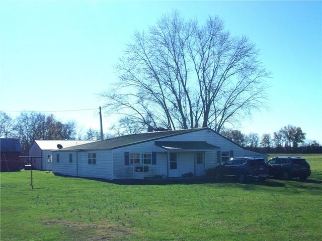 $134,500 | 2405 East 1600th Avenue | Moccasin Township - Effingham County