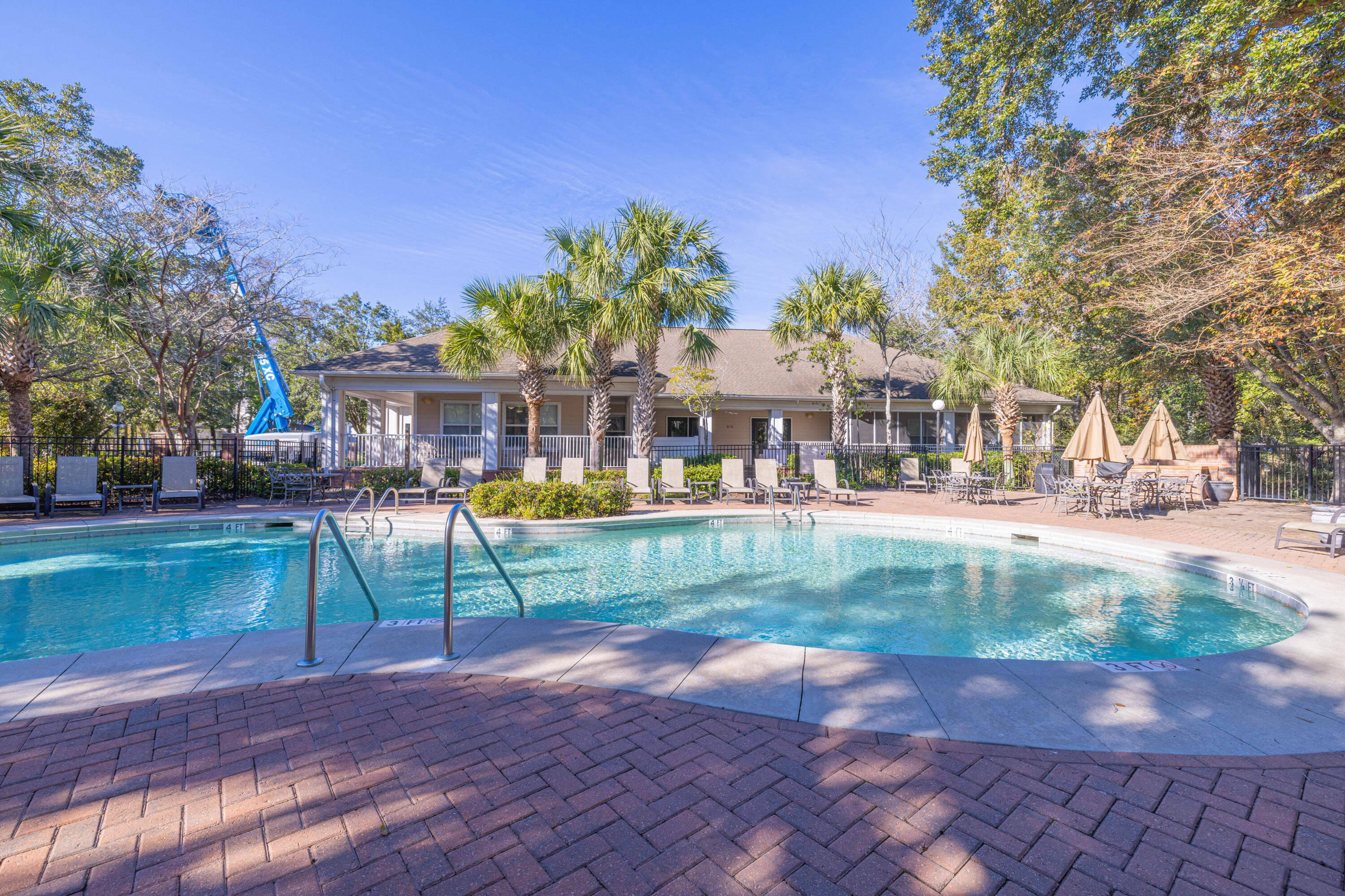 Pool + Clubhouse