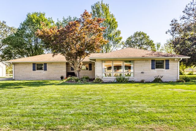 $329,000 | 43 Robinwood Drive | Brownsburg