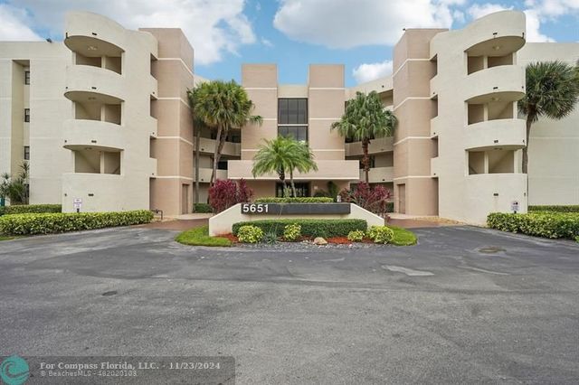 $312,500 | 5651 Camino Del Sol, Unit 103 | Camino Real Village