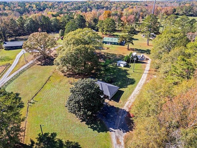 $400,000 | 457 Thurman Road