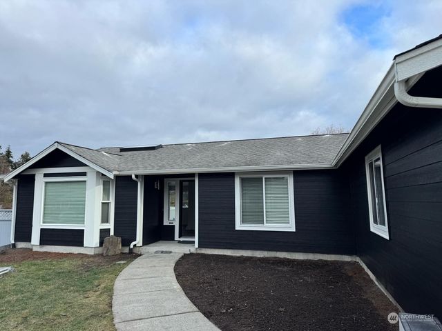 $3,200 | 100 Torres Court | Sequim