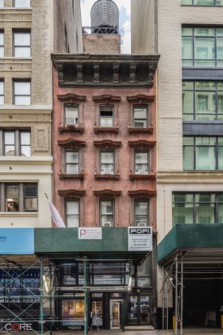 $16,000,000 | 7 West 24th Street | Flatiron