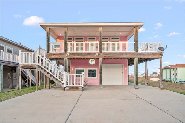 $1,395,000 | 691 Anchor Drive | Port Aransas