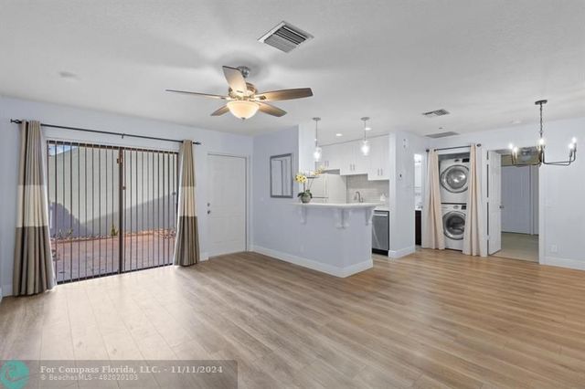 $2,100 | 32 Crossings Circle, Unit C | Boynton Beach