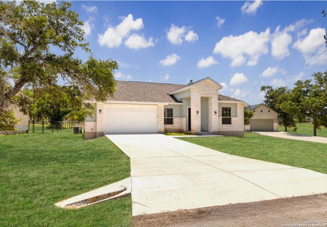 $2,250 | 135 North Lon Price | Rockin J Ranch