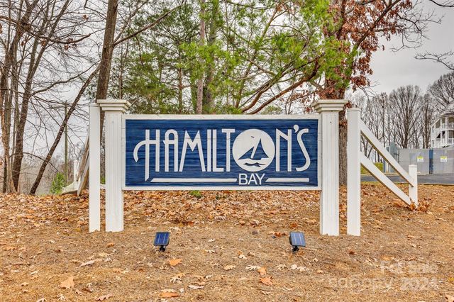 $195,000 | 37 Hamiltons Harbor Drive | Lake Wylie