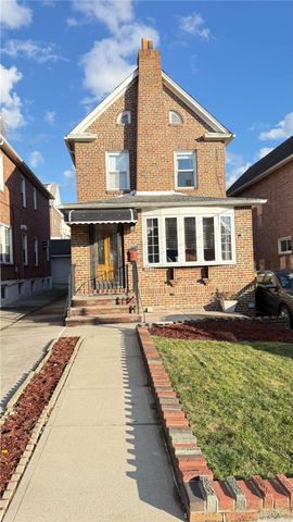 $1,100,000 | 54-13 65th Place | Maspeth