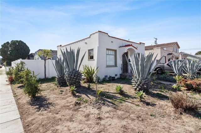 $3,100 | 1906 West 222nd Street | Old Torrance