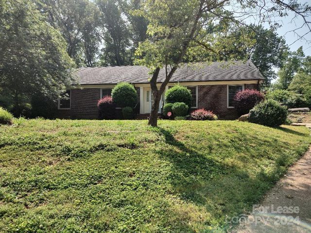 $1,800 | 3541 Stonemark Court | East Gastonia