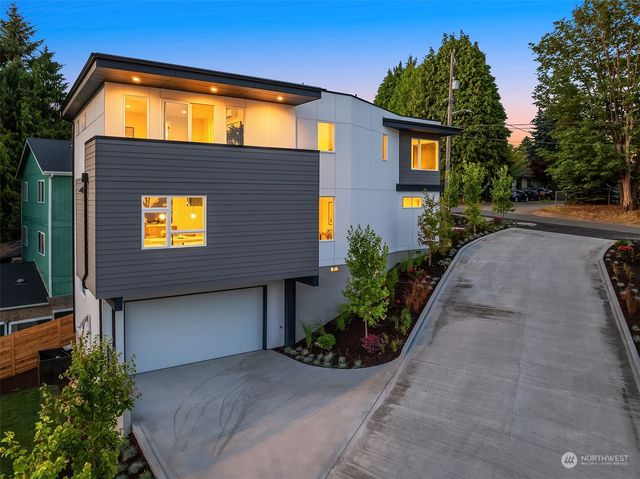 $1,419,000 | 6511 23rd Avenue Southwest | Delridge