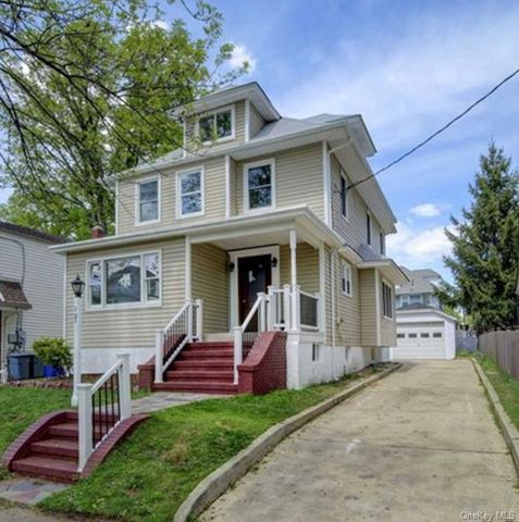 $849,000 | 121 Elmwood Avenue | Bogota