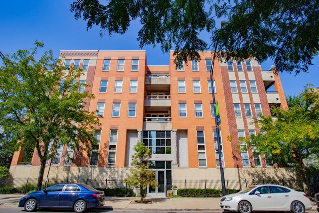 $350,000 | 3550 West Montrose Avenue, Unit 505 | Albany Park