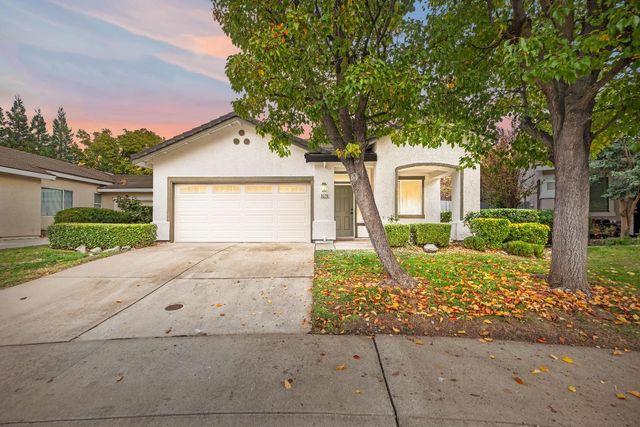 $564,900 | 9370 Marlemont Circle | Laguna West