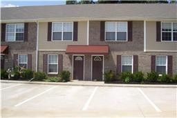 $995 | 2331 Raleigh Court, Unit 1 | Raleigh Station