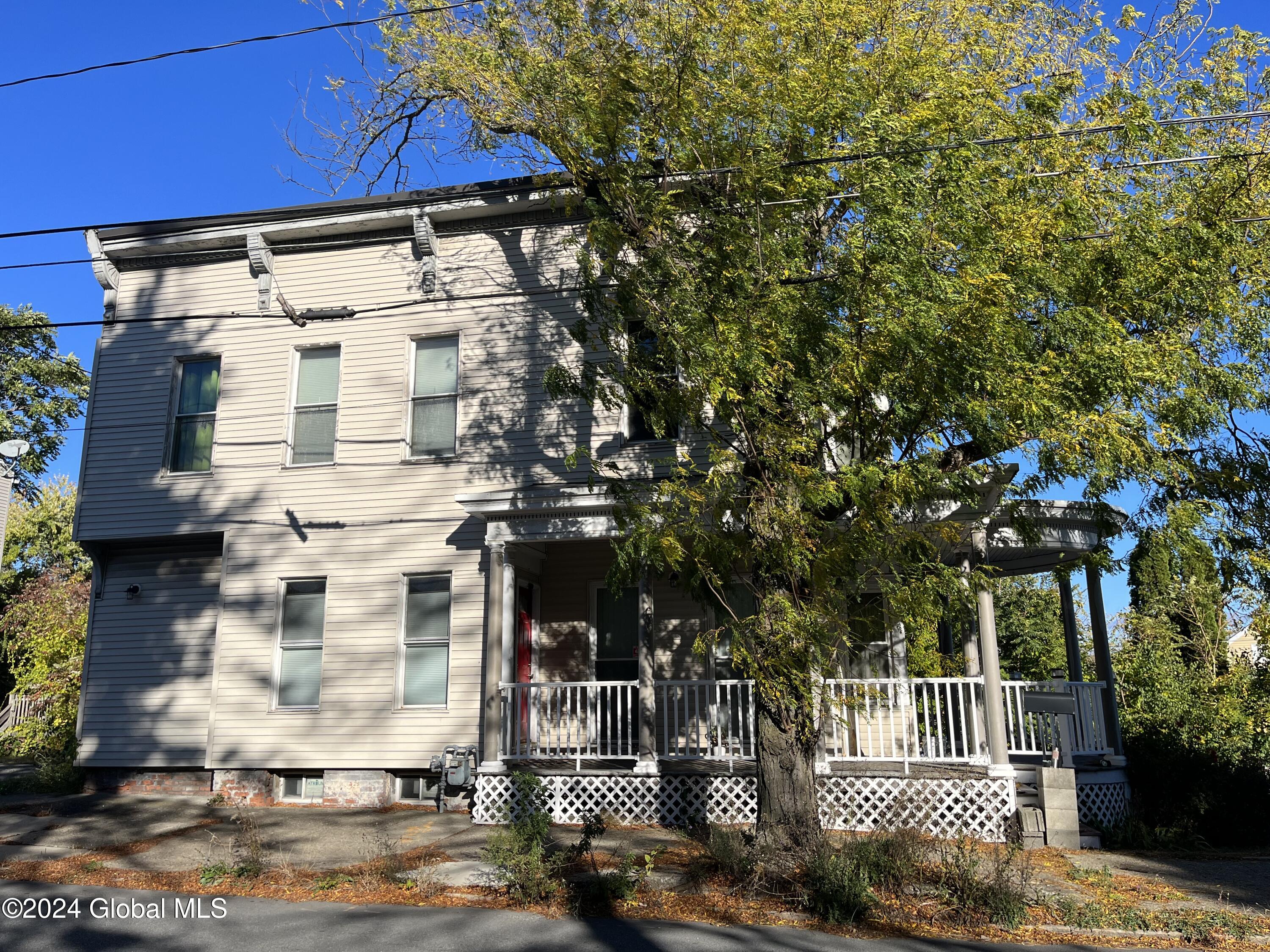 202 Main St, Cohoes, NY 12047