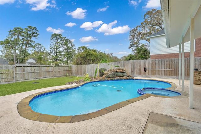 $375,000 | 6010 Kristen Park Lane | Atascocita