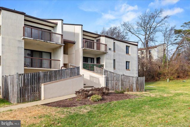 $129,999 | 10120 Campus Way South, Unit 2037C | Treetop Condominiums