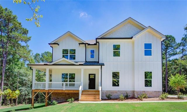 $674,500 | 250 Nicklaus Circle