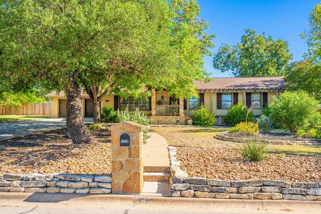 $589,000 | 1214 Jackson Road | Kerrville