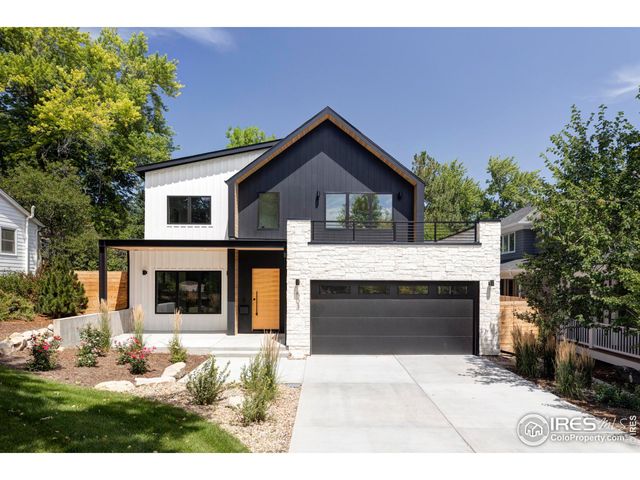 $5,899,000 | 503 Hawthorn Avenue | Newlands