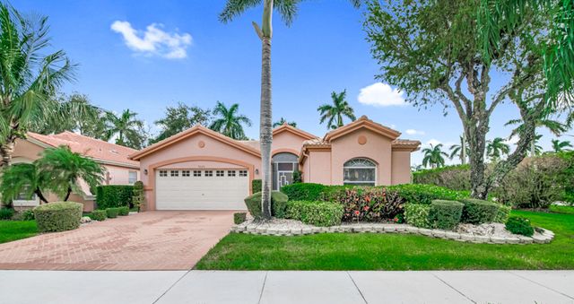 $427,000 | 9570 Harbour Lake Circle | Palm Isles