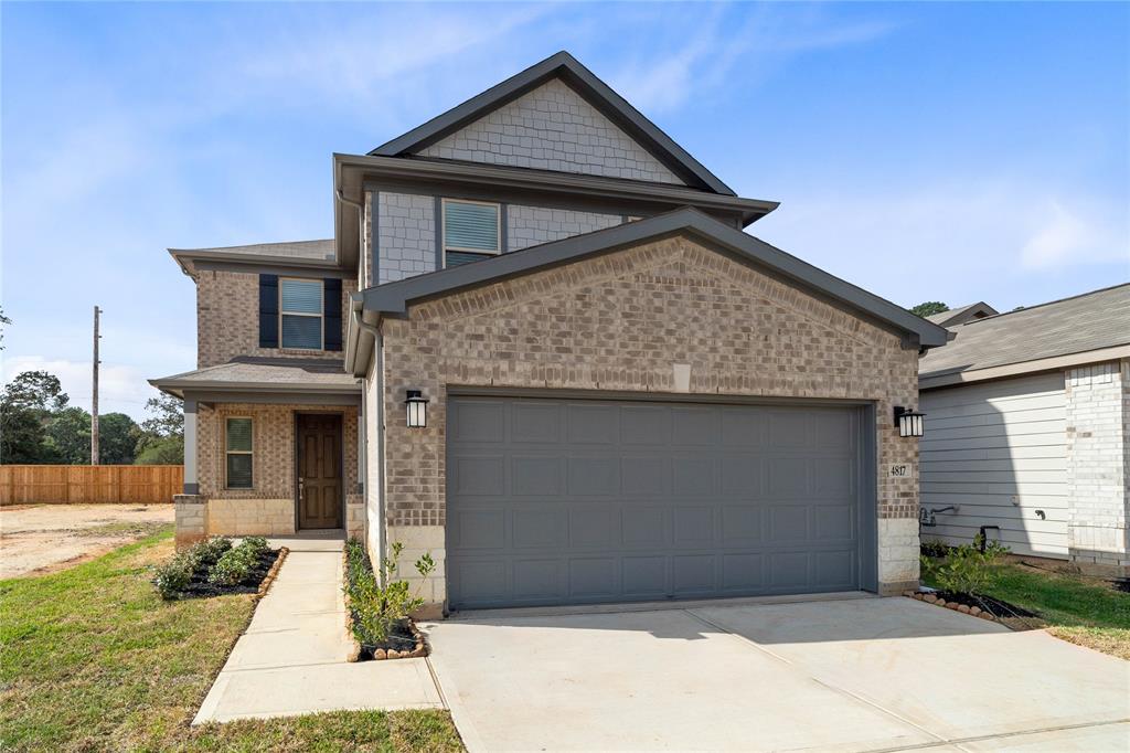 Welcome home to 4817 Salerno Lane located in Sagecrest Trails and zoned to Willis ISD!