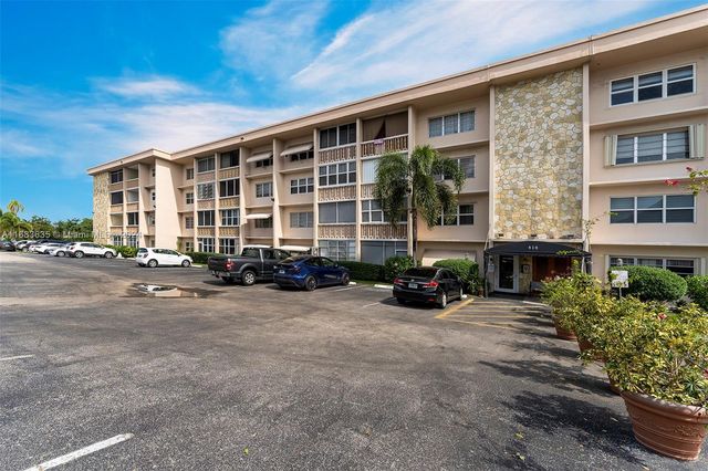 $179,000 | 410 Southeast 2nd Street, Unit 308 | Hallandale Beach City Center