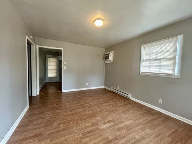 $900 | 123 South Sam Davis Avenue, Unit 1 | Pulaski