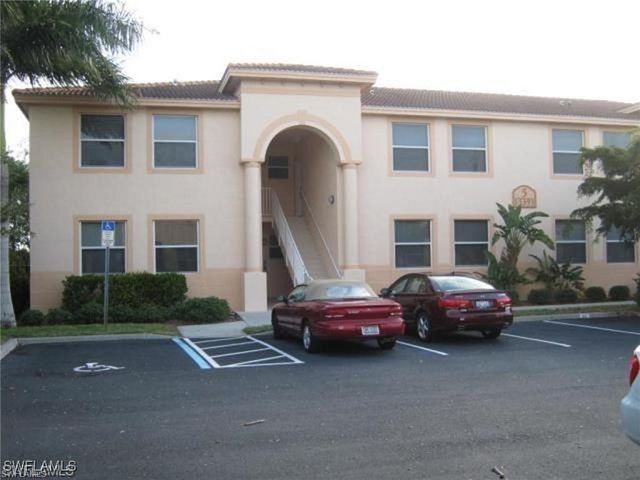 $238,000 | 15393 Bellamar Circle, Unit 522 | Iona