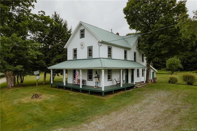 $589,000 | 17 Hazel Spur Road | Livingston Manor