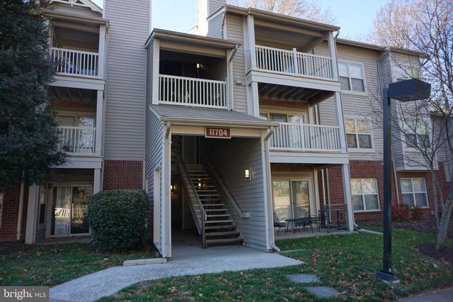 $1,800 | 11704 Olde English Drive, Unit E | Parc Reston