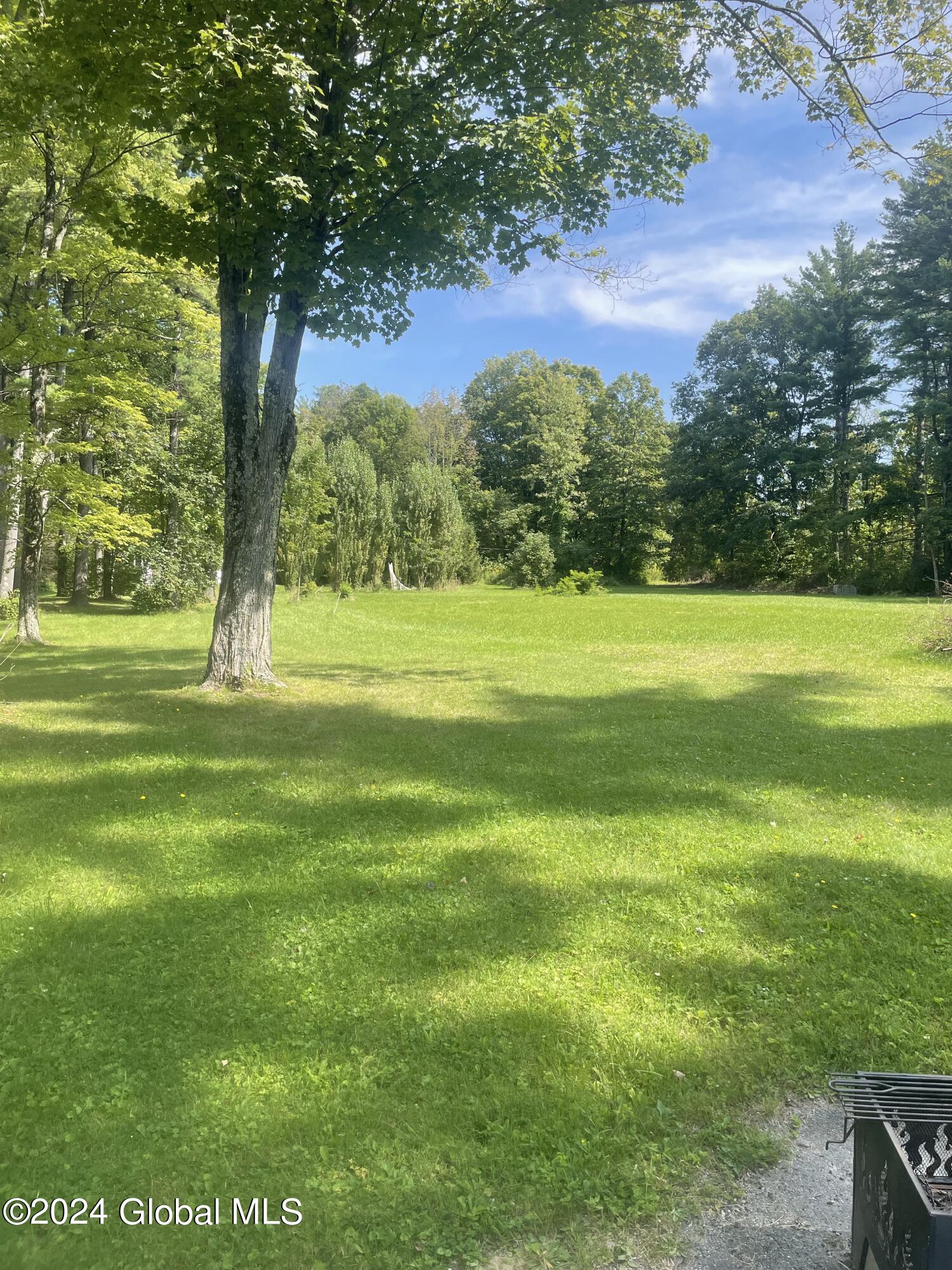 6 private acres