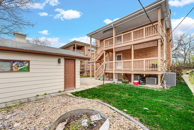 $2,200 | 5740 North Lowell Avenue, Unit 2 | Sauganash