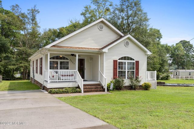 $284,900 | 1127 Petty Drive | Calabash