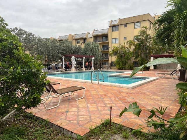 $1,900 | 10431 North Kendall Drive, Unit D202 | Kendall