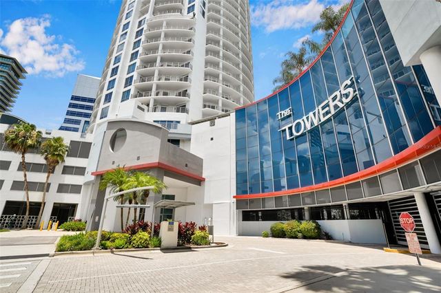 $2,299,000 | 449 South 12th Street, Unit 2701 | The Towers of Channelside