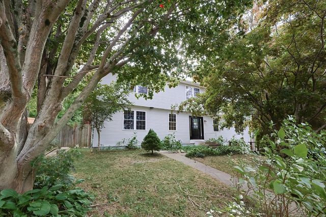 $599,900 | 118 Coolidge Street | Gardners Neck