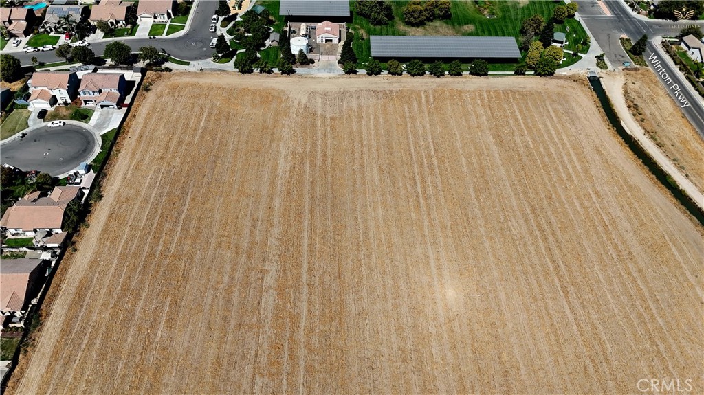 view of outdoor space with wooden floor